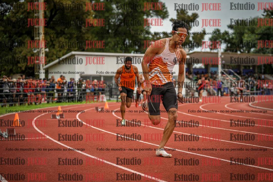 Fotos de los 400 m llanos de varones