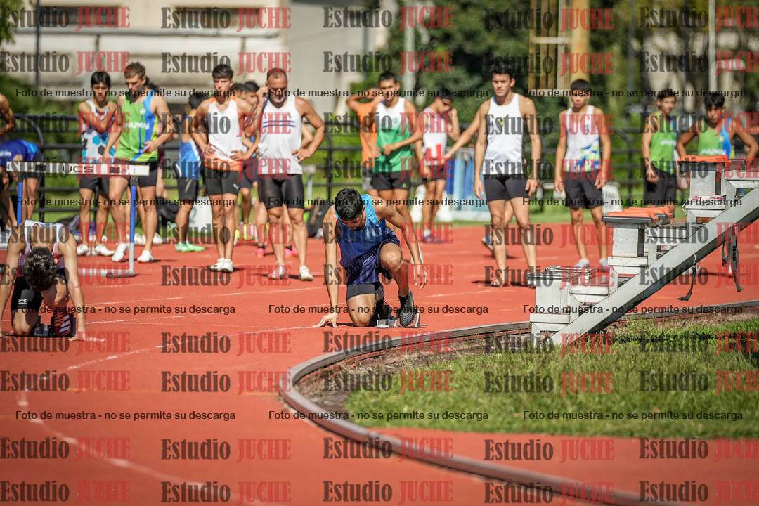 Fotos de los 200 m llanos de varones