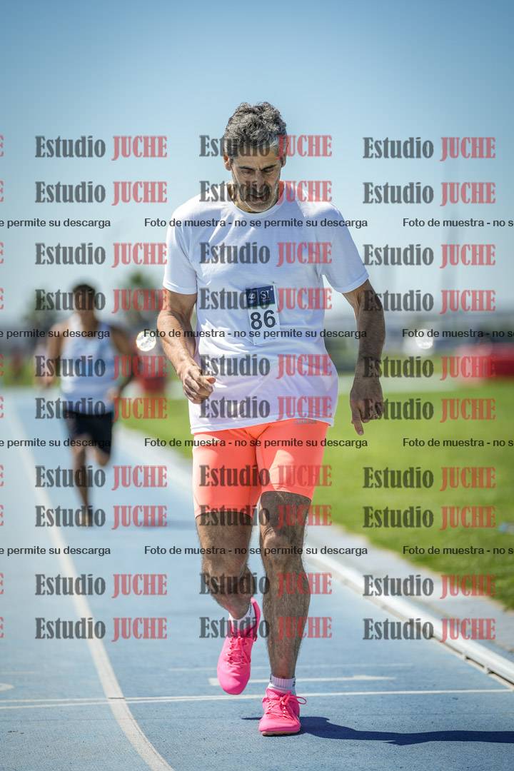 Fotos de los 800 m llanos de varones