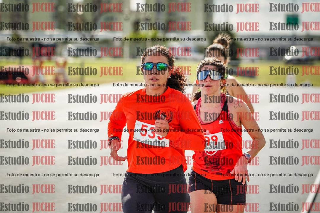 Fotos de los 5000 m llanos de mujeres
