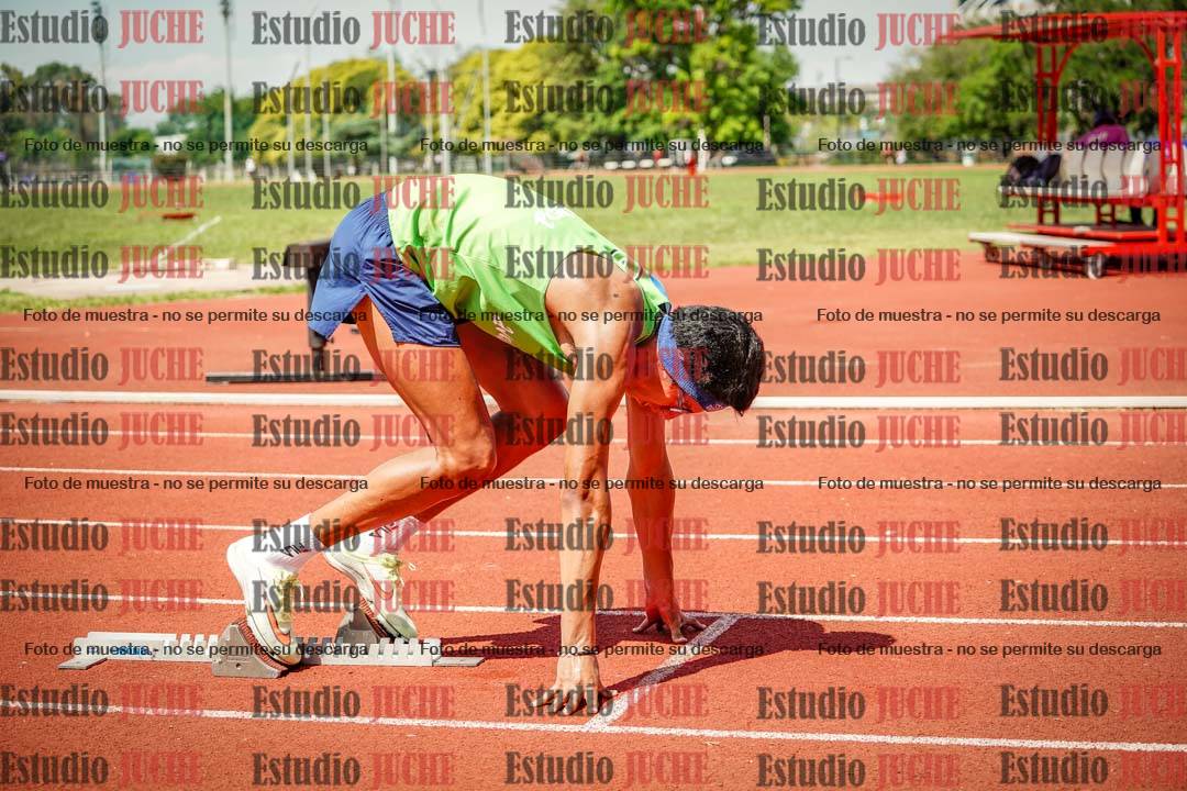 Fotos de los 400 m llanos de varones
