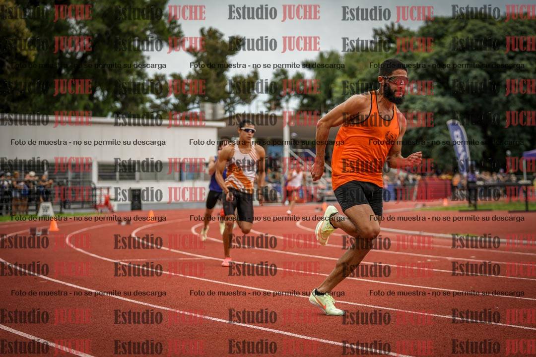 Fotos de los 400 m llanos de varones
