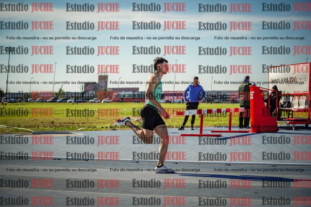 Fotos de los 400 m llanos de varones