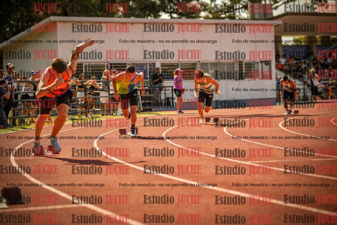 Fotos de los 400 m llanos de varones