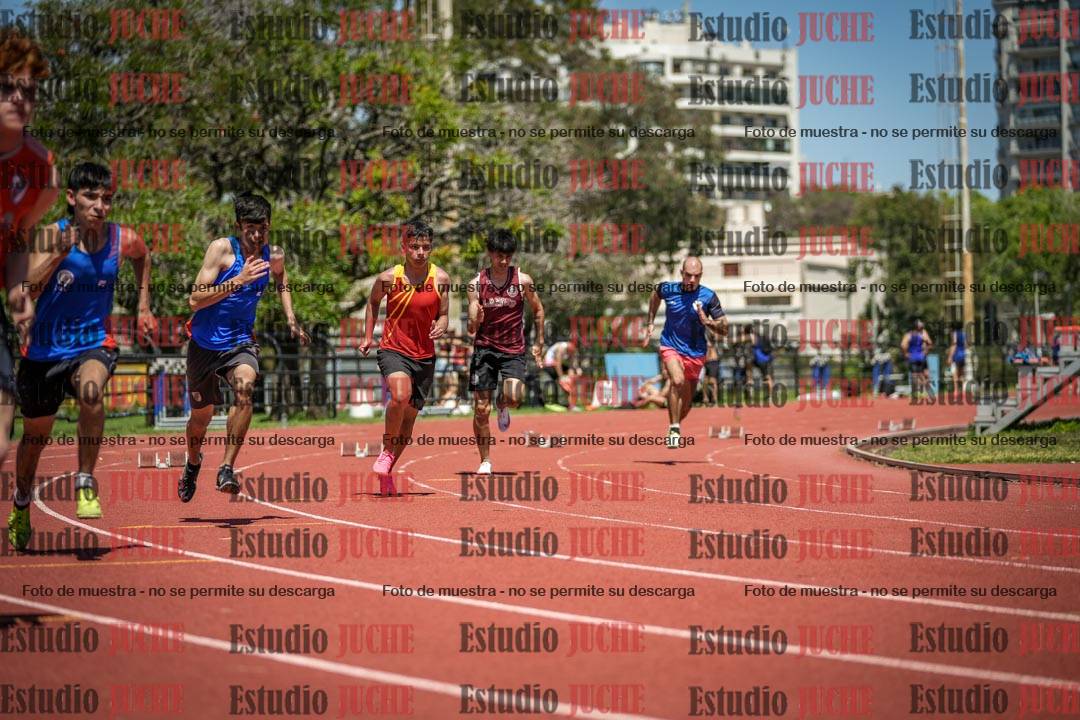 Fotos de los 200 m llanos de varones
