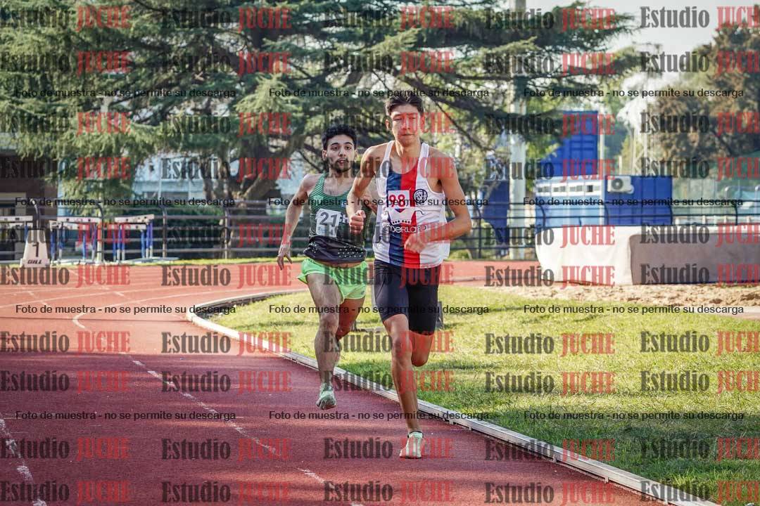 Fotos de los 800 m llanos de varones