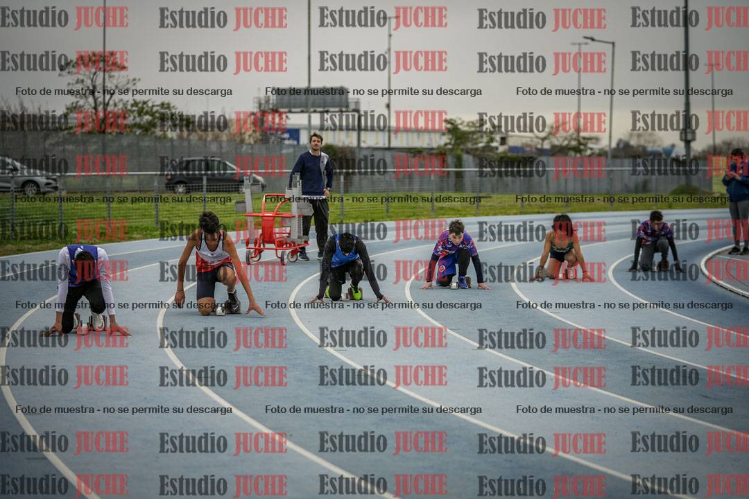 Fotos de los 150 m llanos de varones - U14