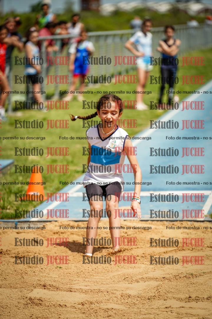 Fotos del salto en largo de mujeres - U12