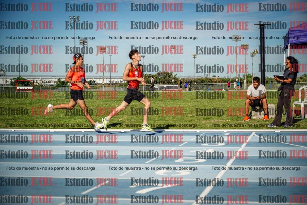 Fotos de los 1500 m llanos de varones