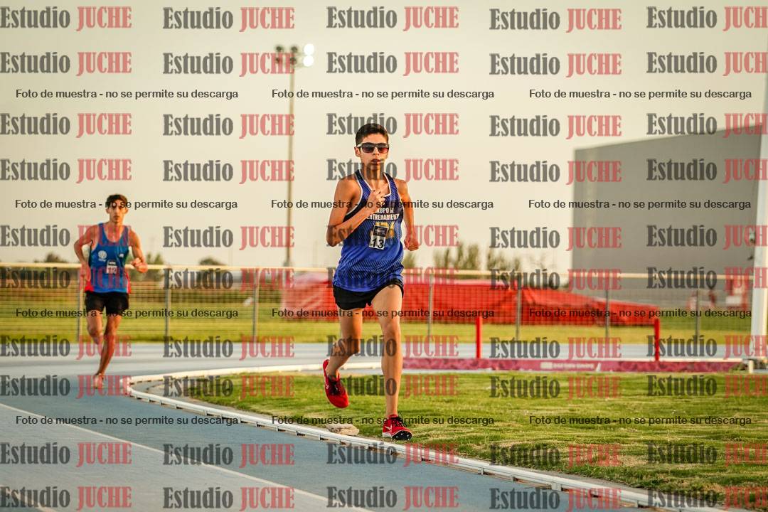 Fotos de los 3000 m llanos de varones