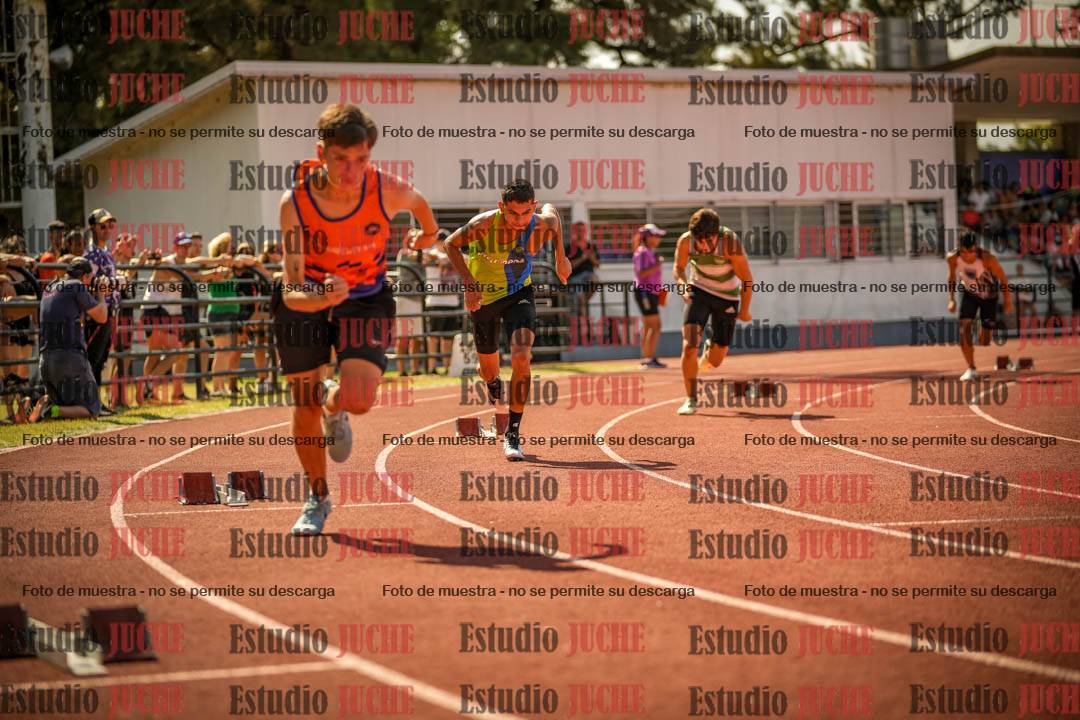 Fotos de los 400 m llanos de varones