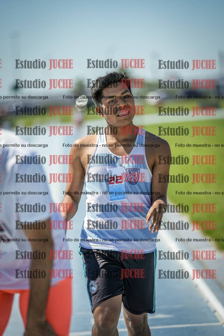 Fotos de los 800 m llanos de varones