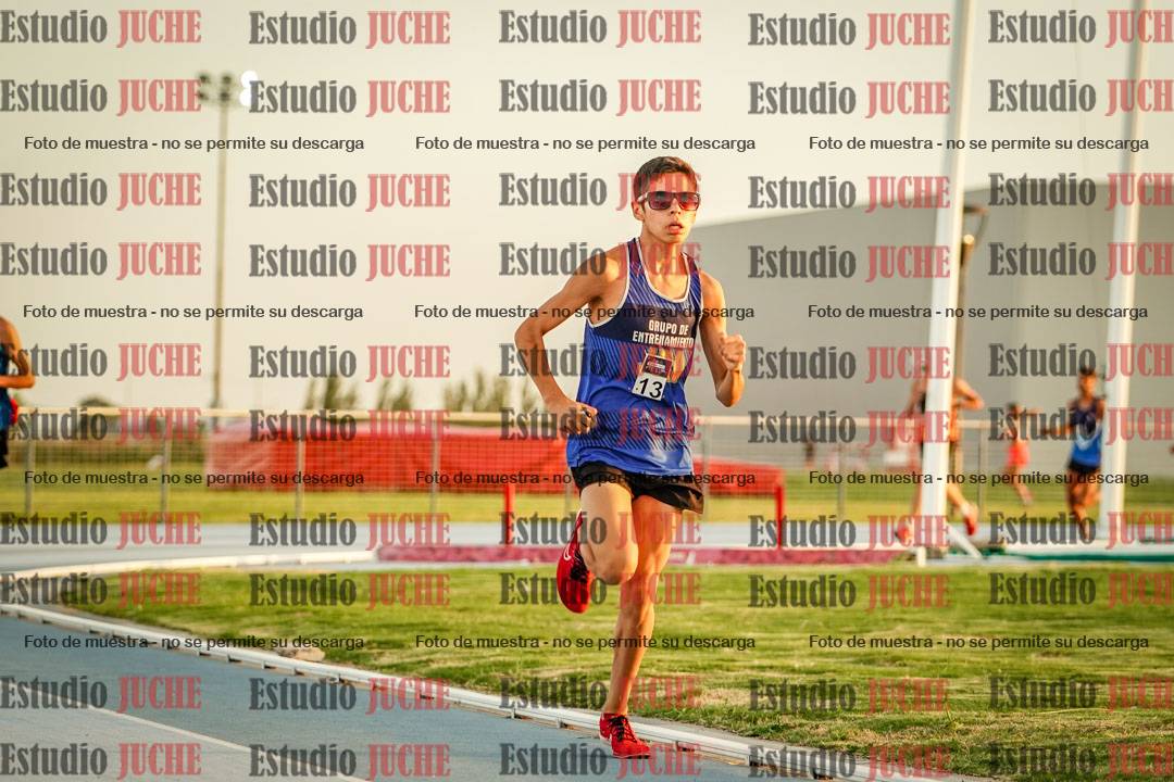 Fotos de los 3000 m llanos de varones