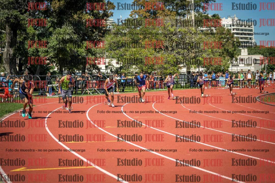 Fotos de los 200 m llanos de varones