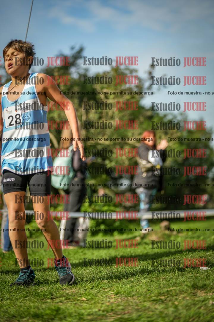 Fotos de la llegada del cross de 1000 m