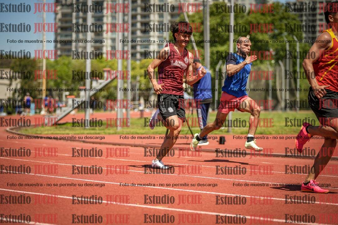 Fotos de los 200 m llanos de varones