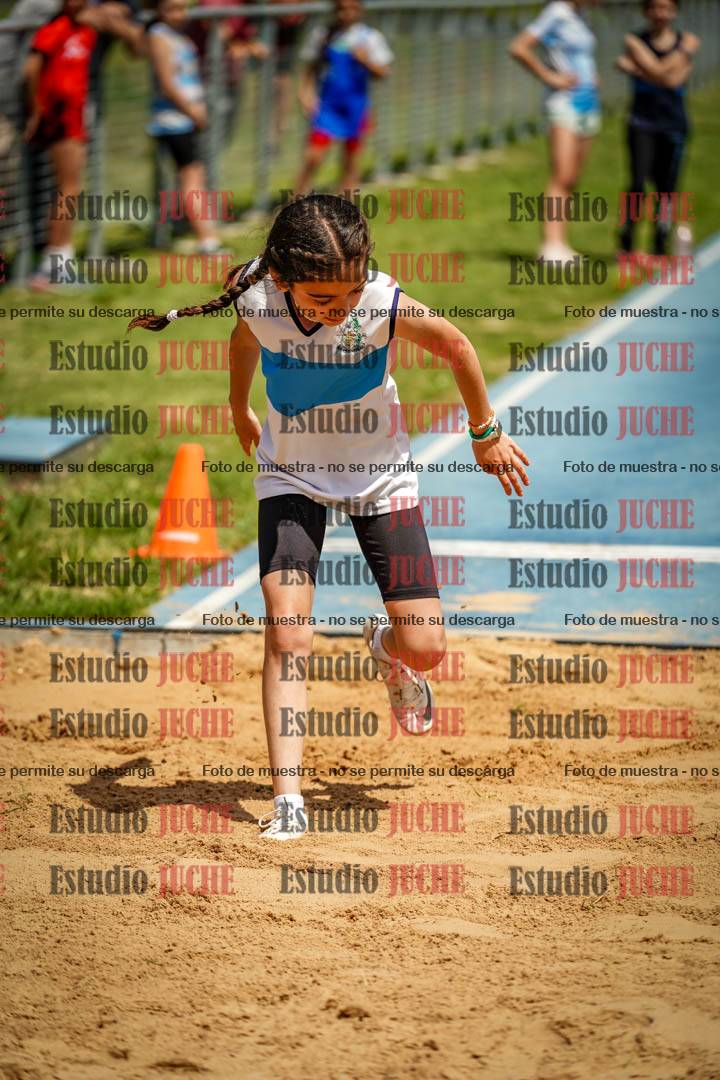Fotos del salto en largo de mujeres - U12