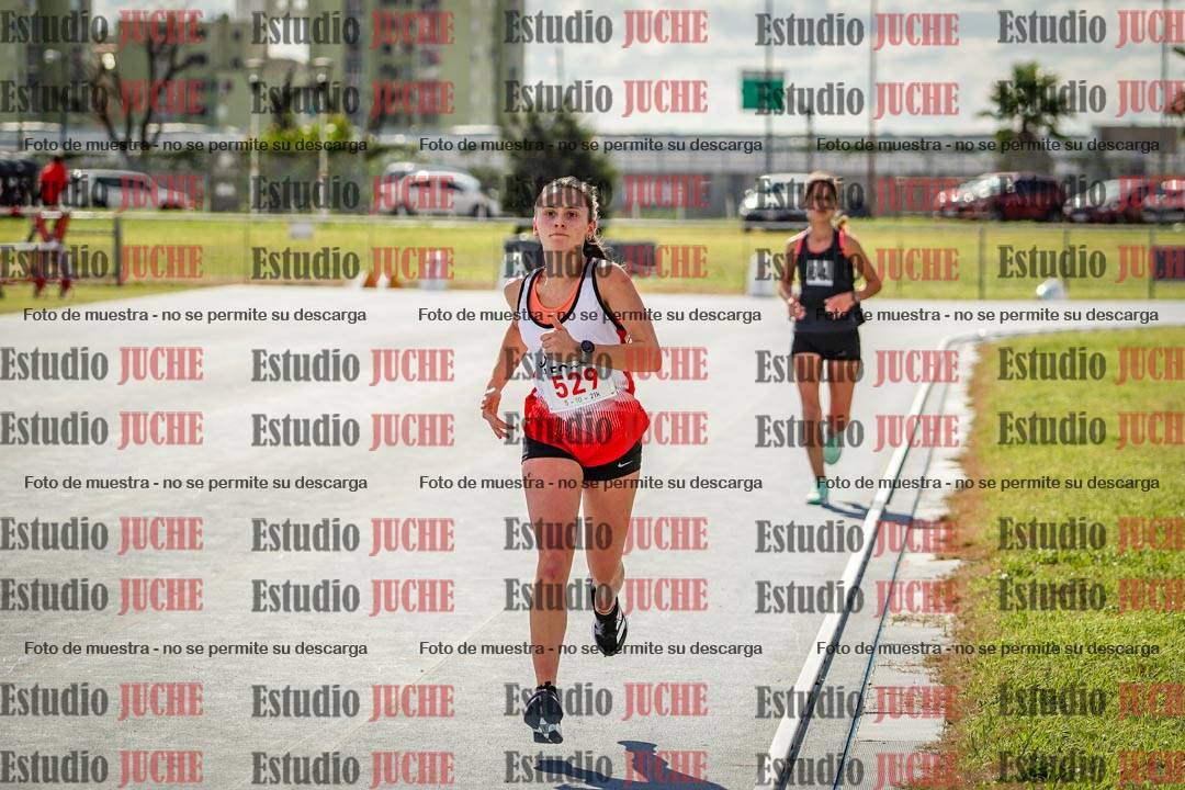 Fotos de los 5000 m llanos de mujeres
