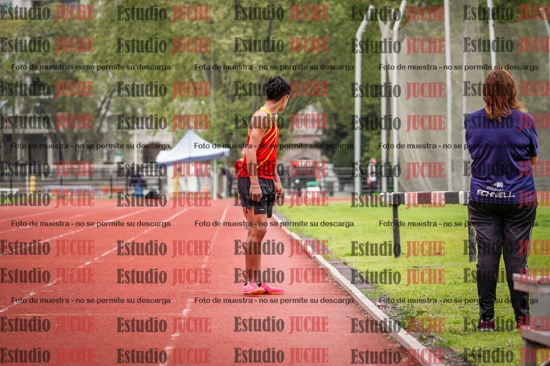 Fotos de las postas 8x200 m mixtas