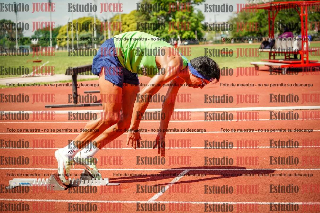 Fotos de los 400 m llanos de varones