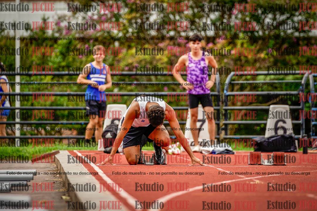 Fotos de los 100 m llanos de varones - FINAL