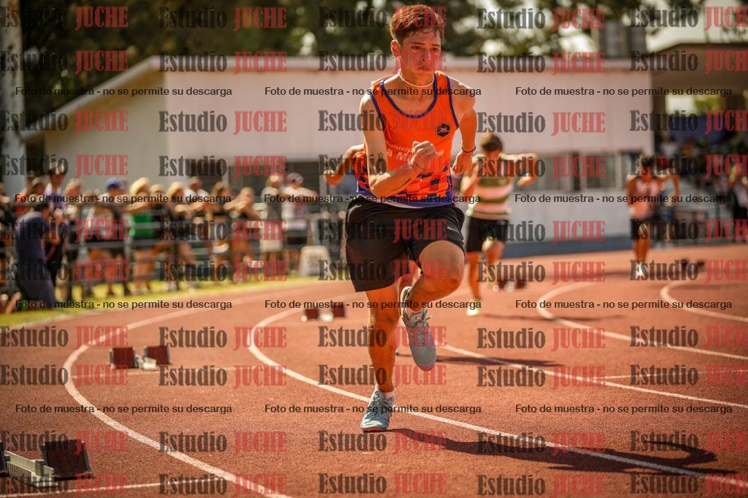 Fotos de los 400 m llanos de varones