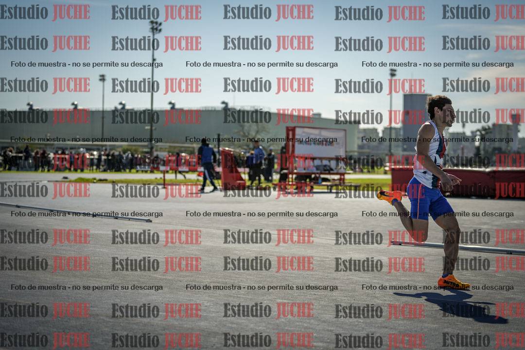 Fotos de los 400 m llanos de varones