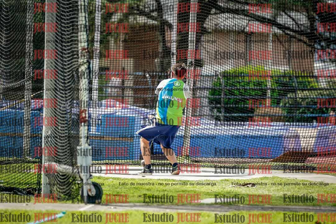 Fotos del lanzamiento de martillo de varones
