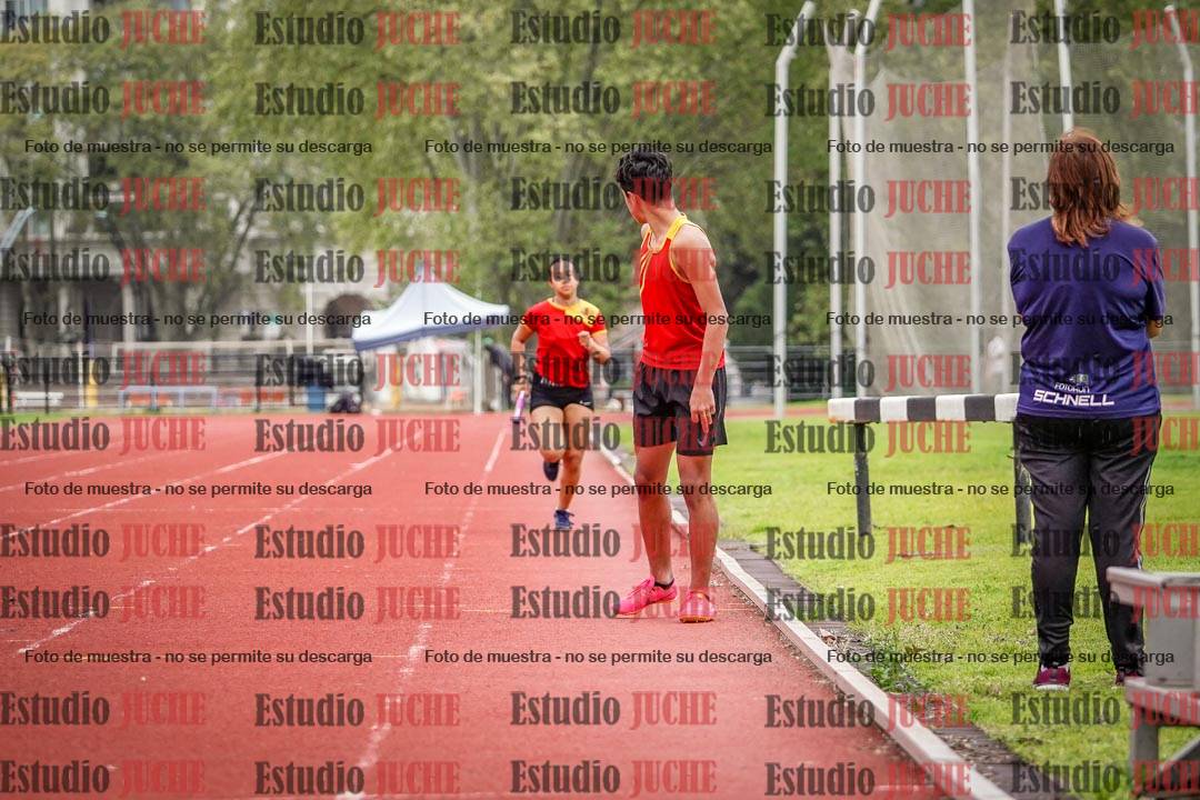 Fotos de las postas 8x200 m mixtas