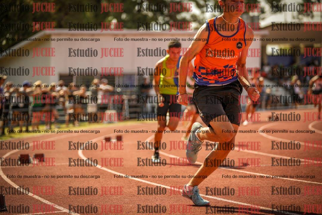 Fotos de los 400 m llanos de varones
