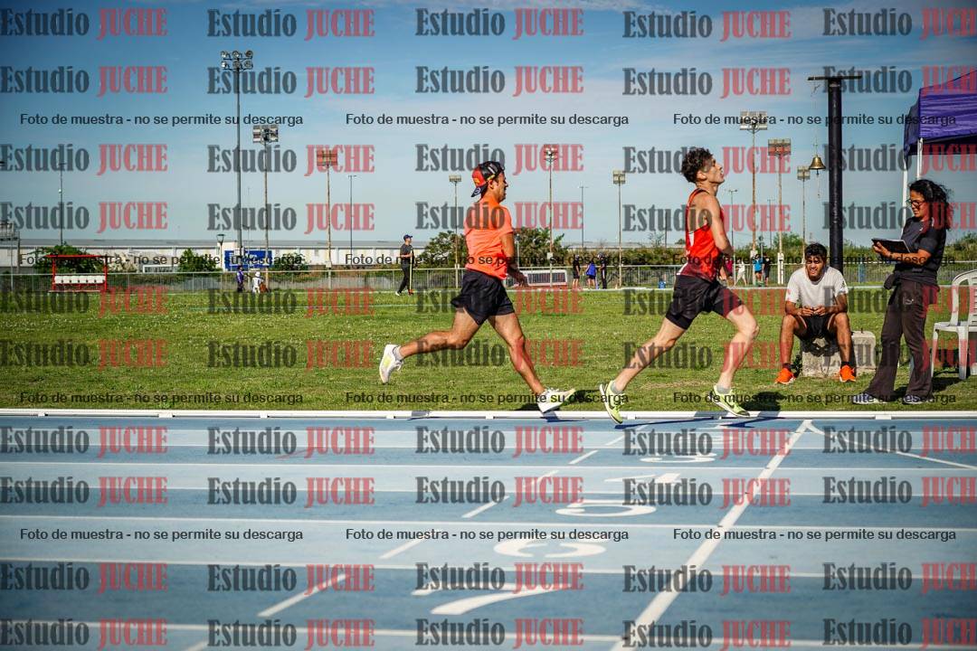 Fotos de los 1500 m llanos de varones