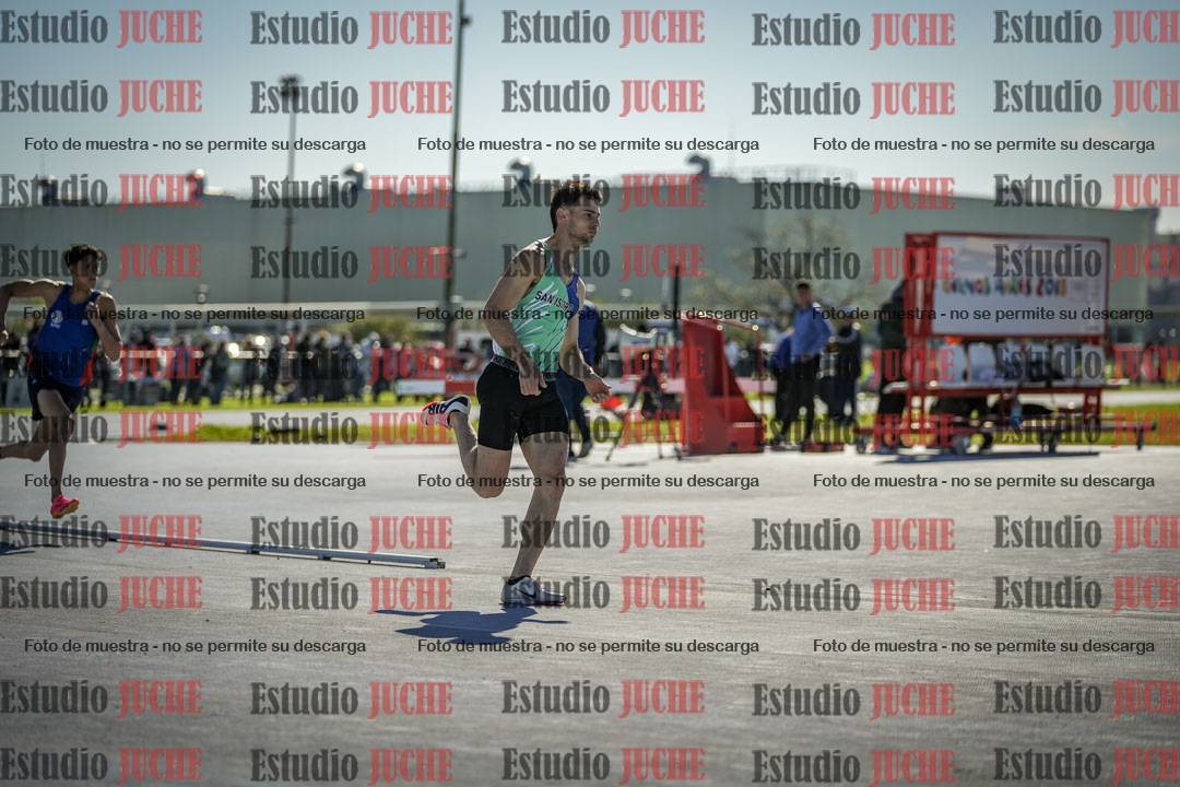 Fotos de los 400 m llanos de varones