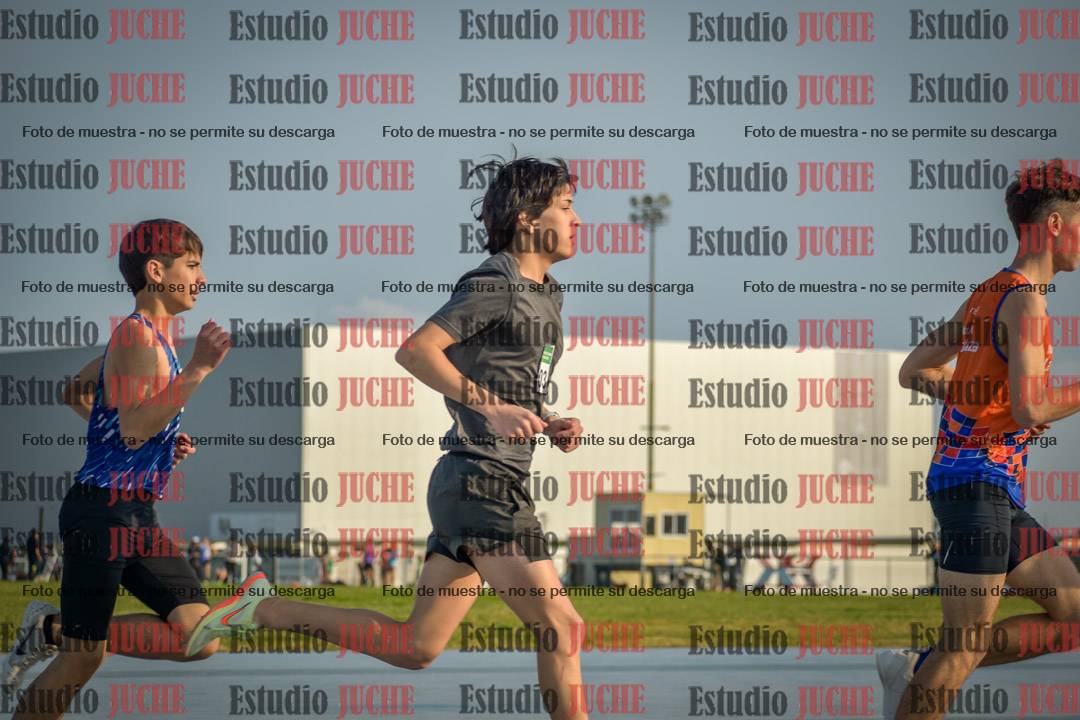 Fotos de los 3000 m llanos de varones