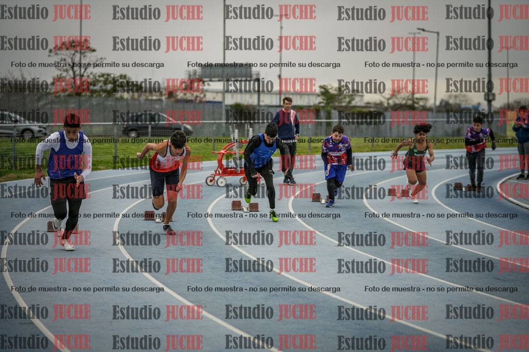 Fotos de los 150 m llanos de varones - U14