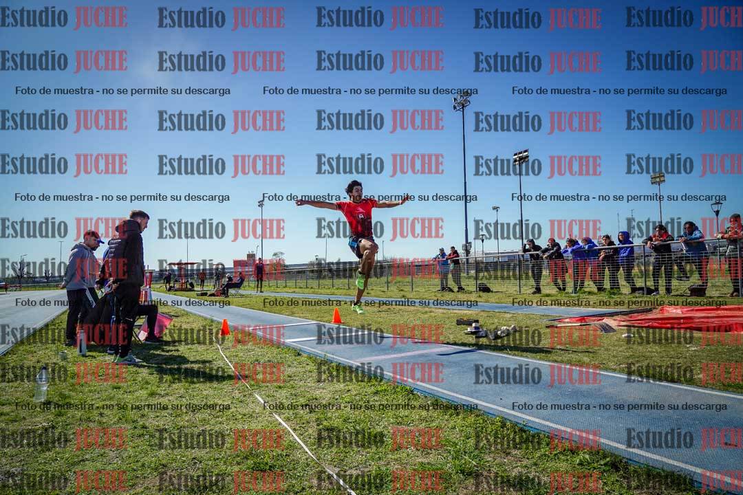 Fotos del salto triple de varones
