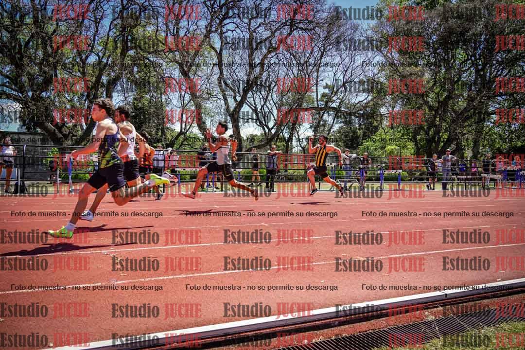 Fotos de los 100 m llanos de varones