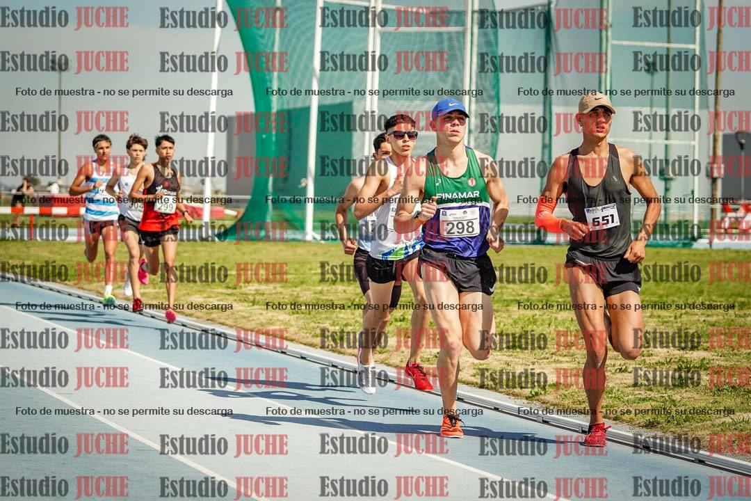 Fotos de los 3000 m llanos de varones