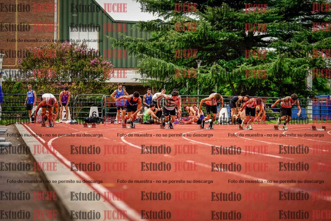 Fotos de los 100 m llanos de varones - FINAL