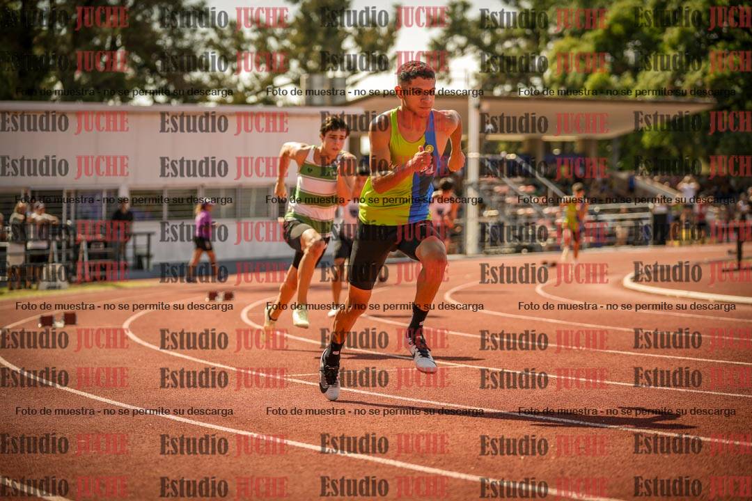 Fotos de los 400 m llanos de varones