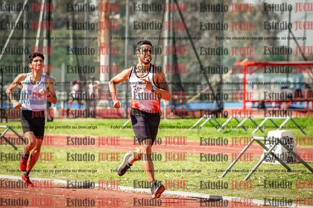 Fotos de los 1500 m llanos de varones