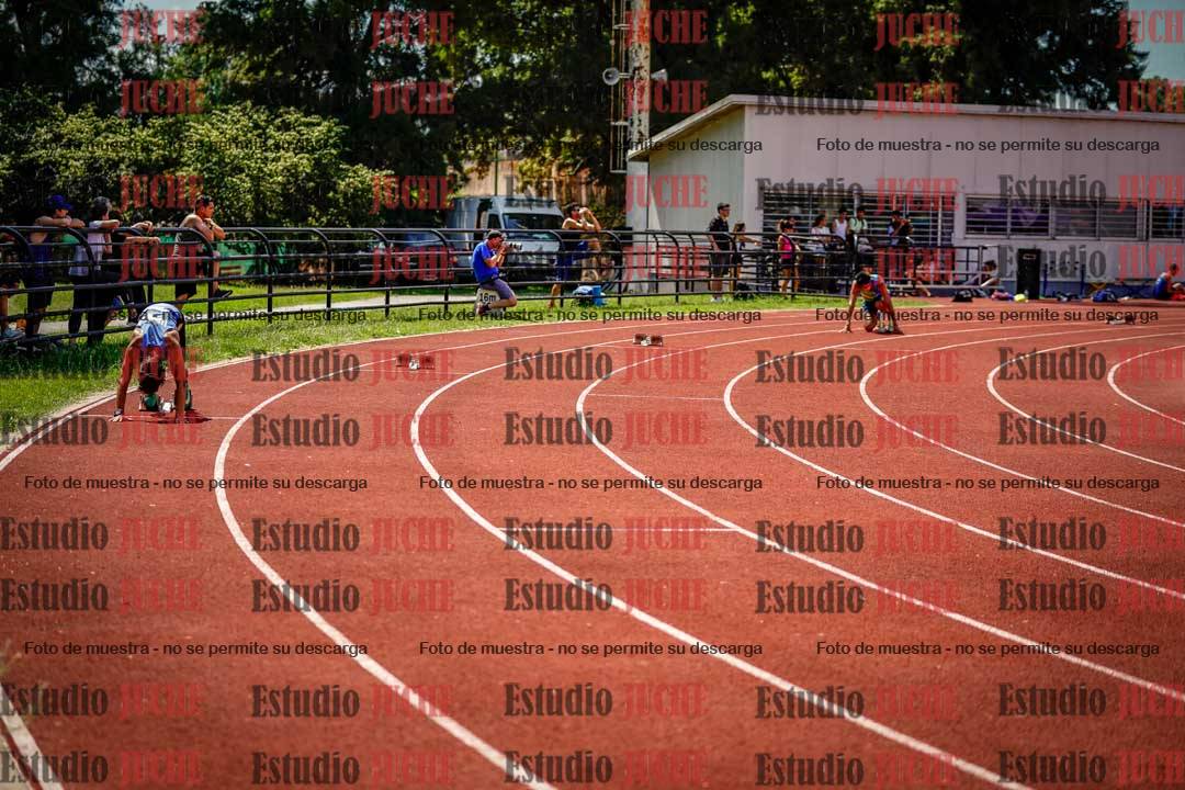 Fotos de los 400 m llanos de varones