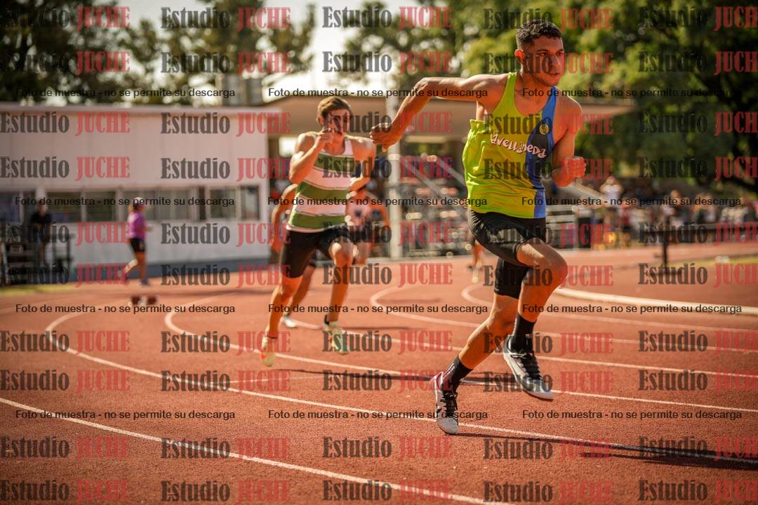 Fotos de los 400 m llanos de varones