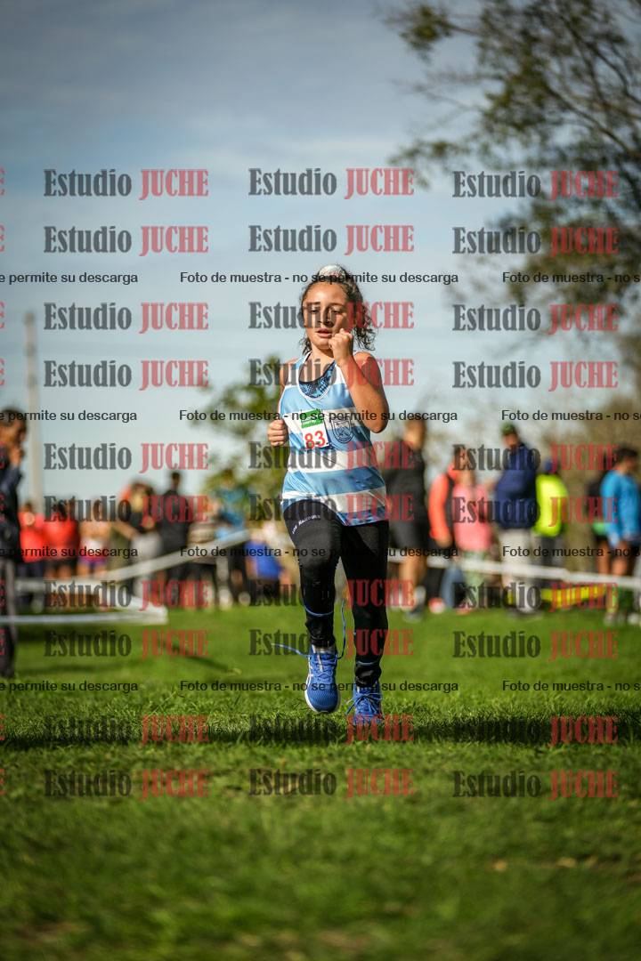 Fotos de la llegada del cross de 1000 m