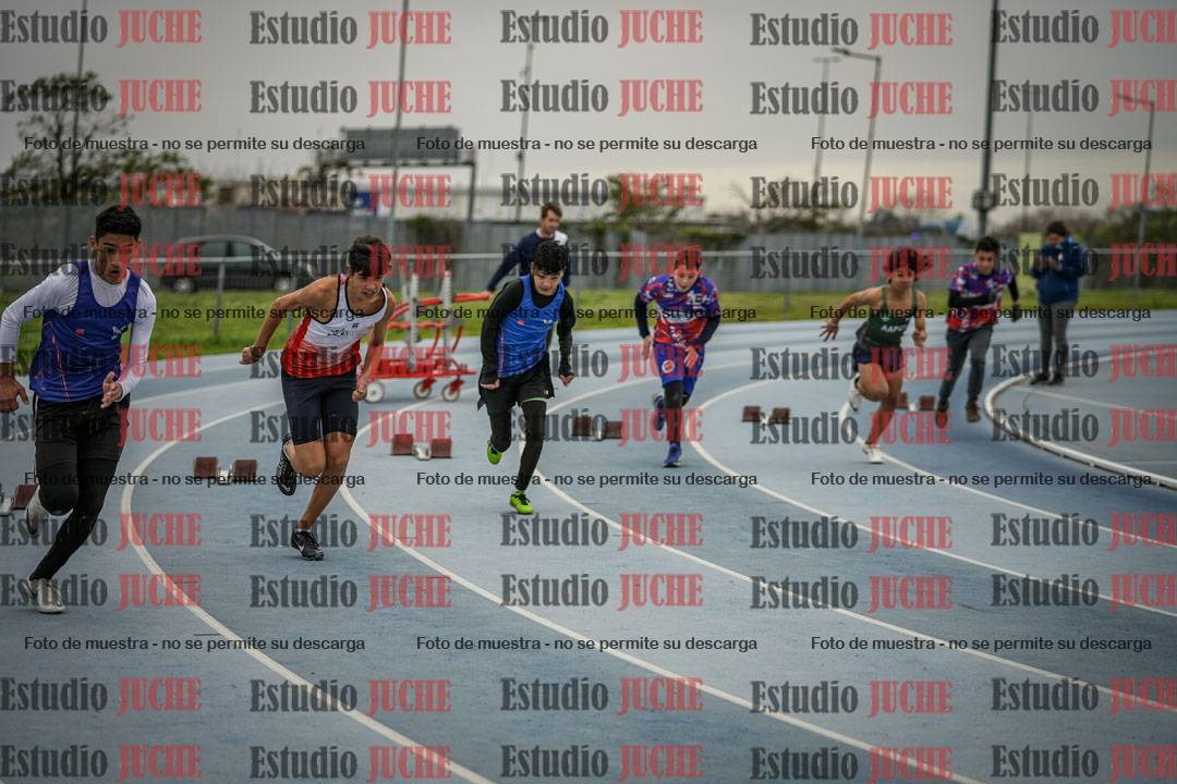 Fotos de los 150 m llanos de varones - U14