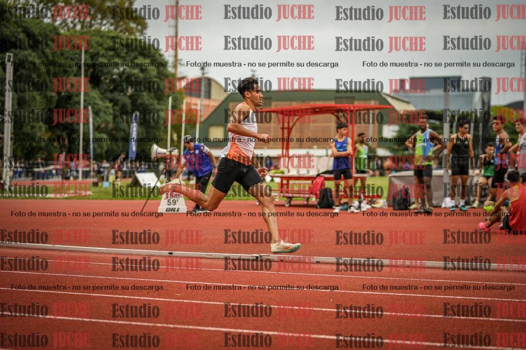 Fotos de los 400 m llanos de varones