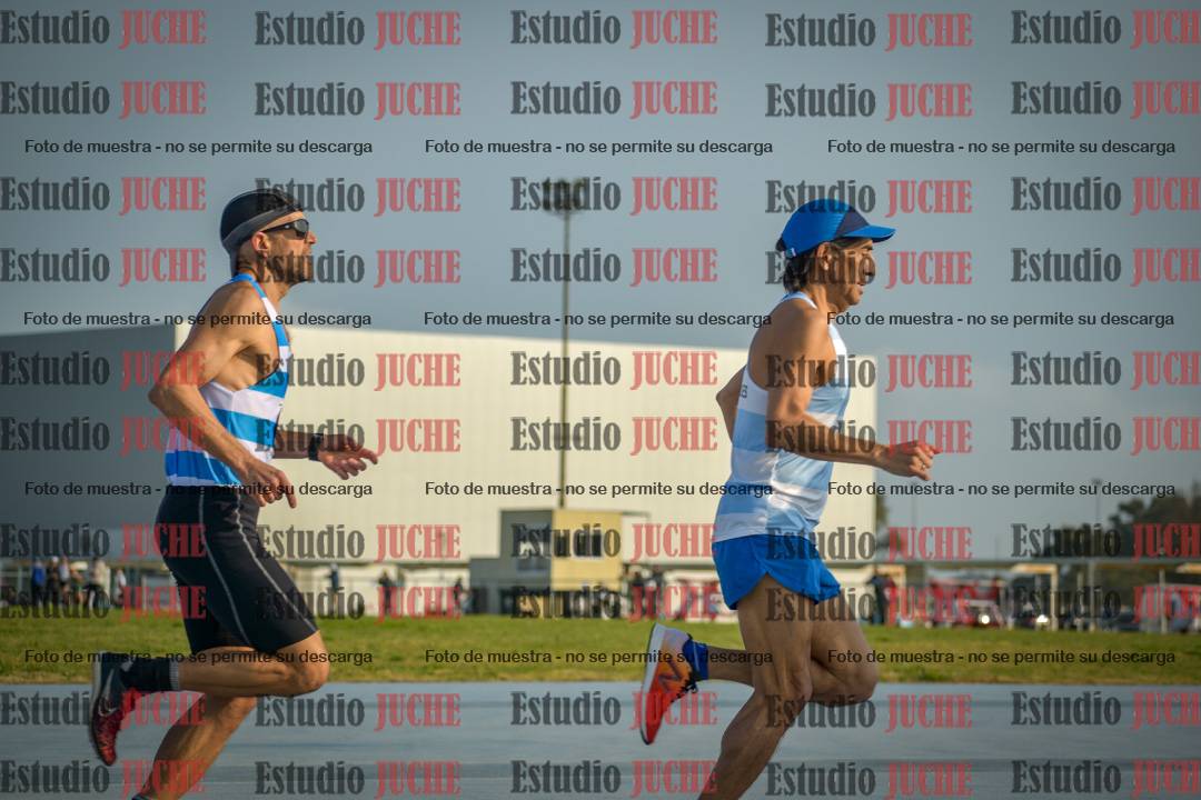 Fotos de los 3000 m llanos de varones