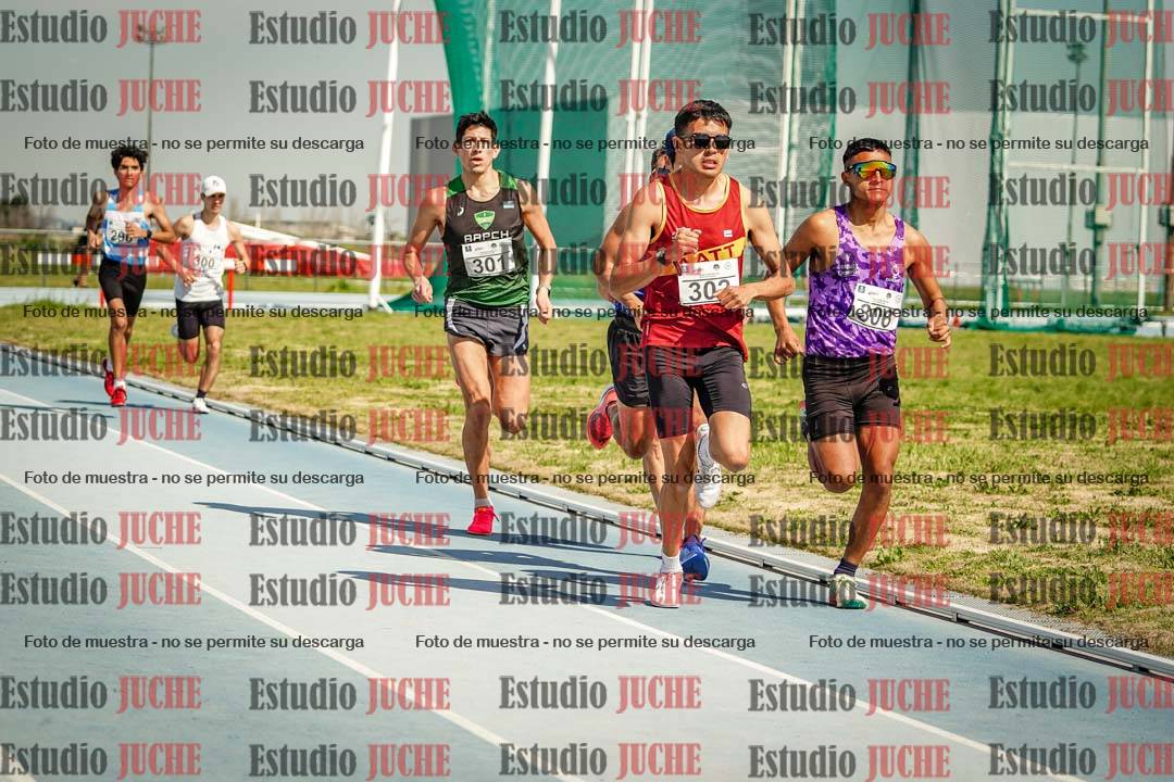 Fotos de los 3000 m llanos de varones