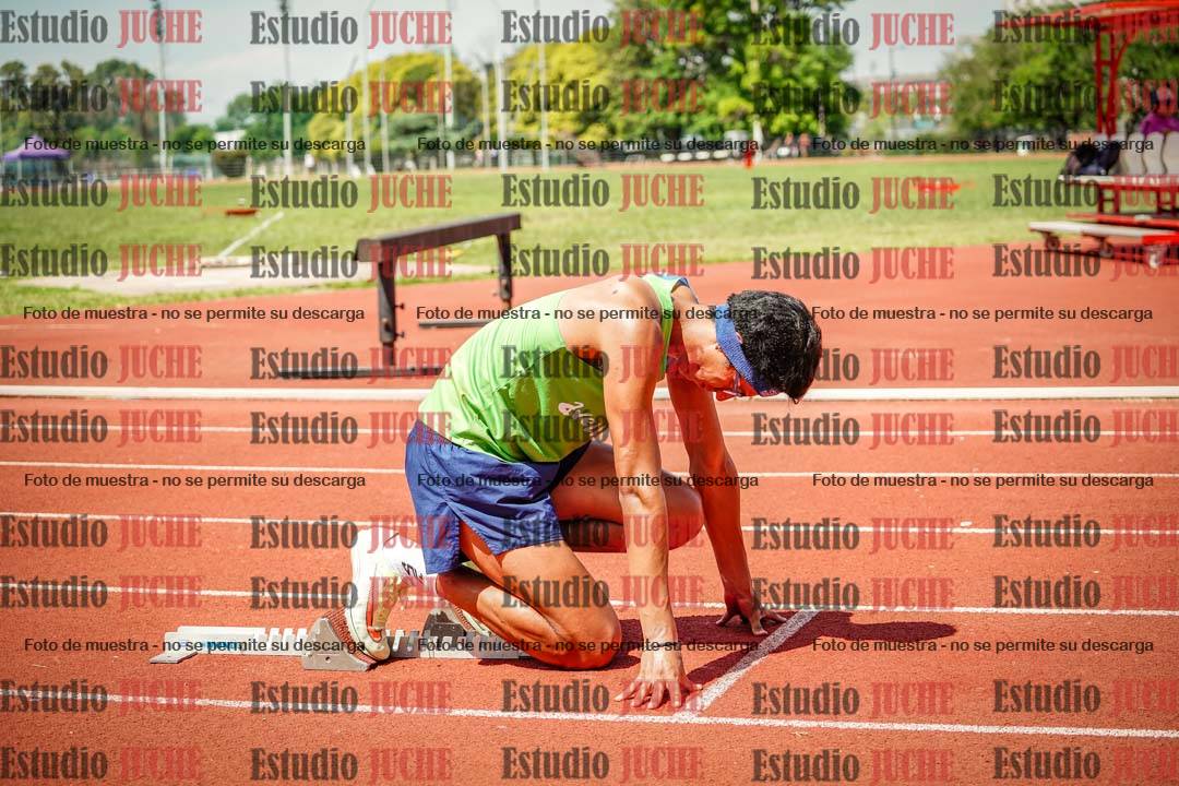 Fotos de los 400 m llanos de varones