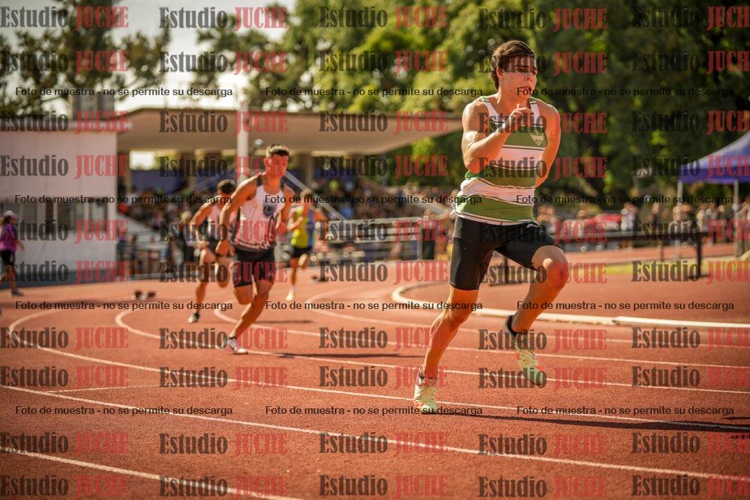 Fotos de los 400 m llanos de varones