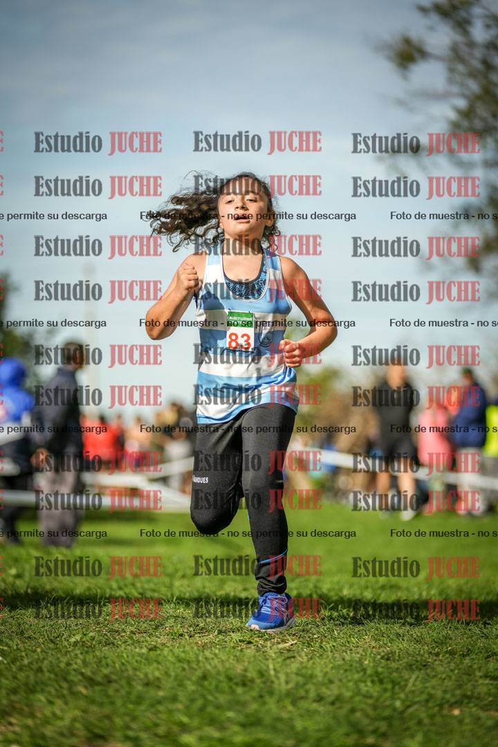 Fotos de la llegada del cross de 1000 m